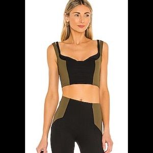Devon Windsor Emilia Crop top size small